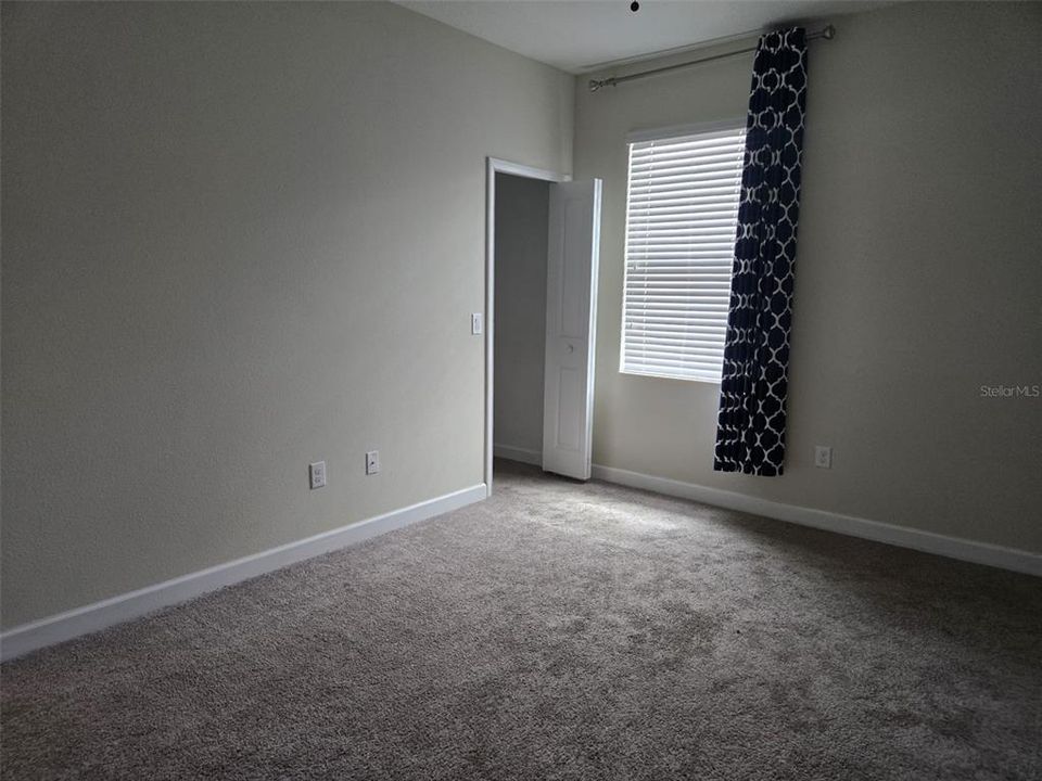For Rent: $2,200 (3 beds, 2 baths, 1854 Square Feet)