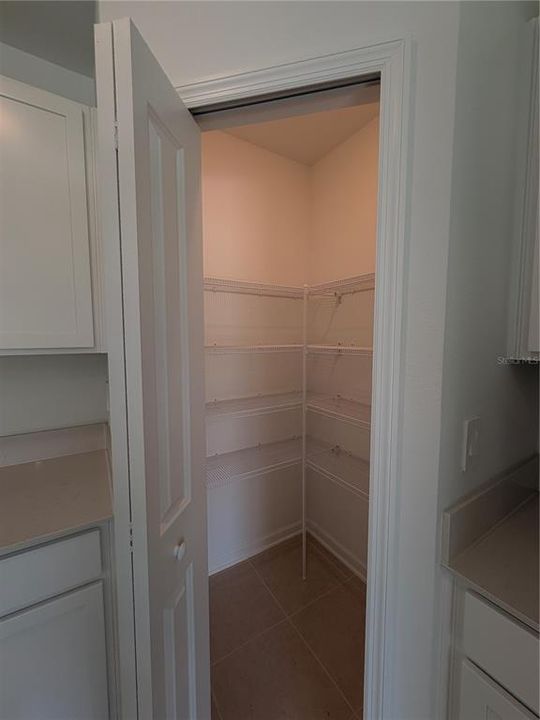 В аренду: $2,550 (4 спален, 2 ванн, 1874 Квадратных фут)