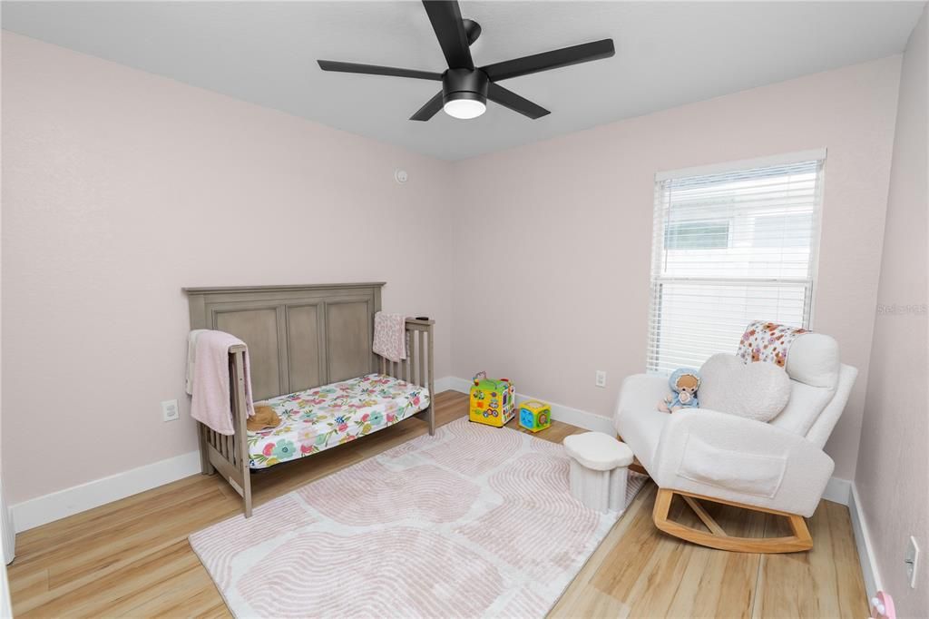 For Sale: $325,000 (4 beds, 2 baths, 1717 Square Feet)