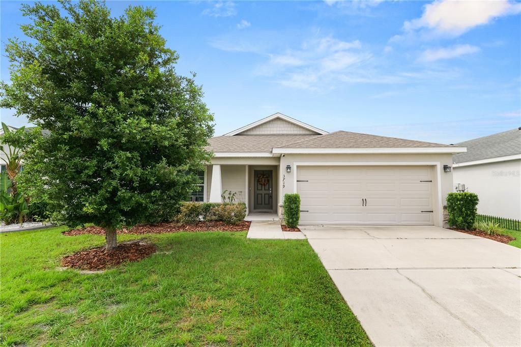 For Sale: $325,000 (4 beds, 2 baths, 1717 Square Feet)