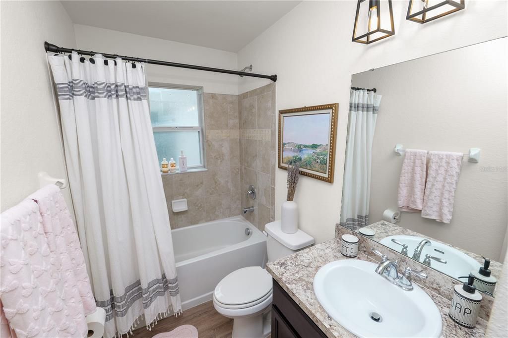 For Sale: $325,000 (4 beds, 2 baths, 1717 Square Feet)