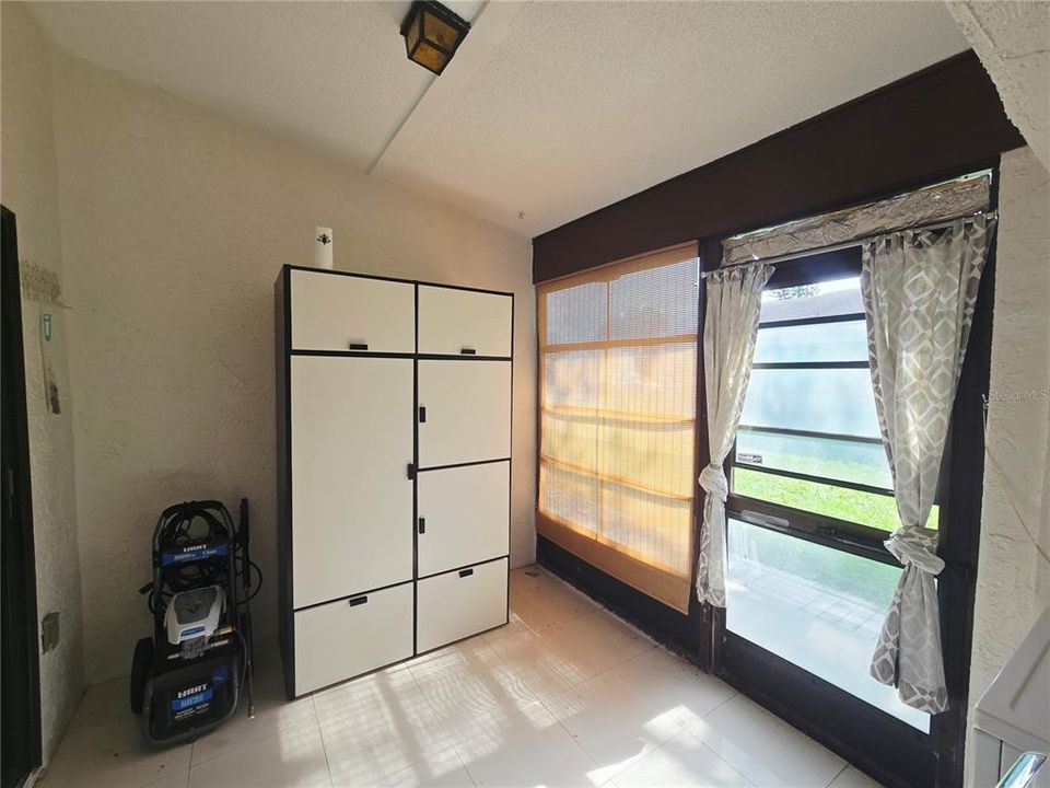 В аренду: $1,395 (2 спален, 1 ванн, 894 Квадратных фут)