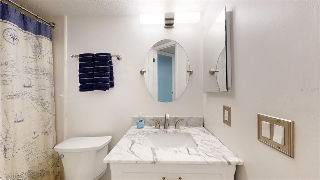 For Sale: $215,000 (2 beds, 2 baths, 1150 Square Feet)