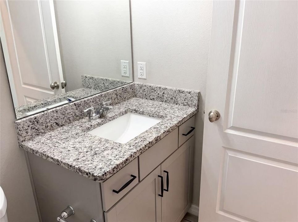For Sale: $549,000 (3 beds, 2 baths, 1904 Square Feet)