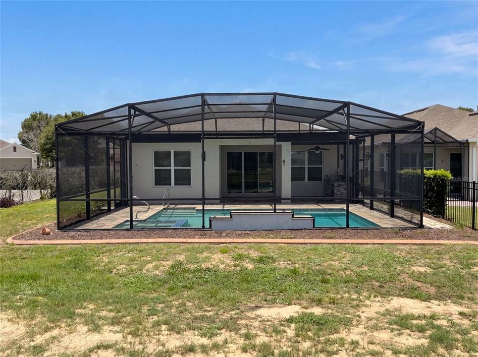 For Sale: $549,000 (3 beds, 2 baths, 1904 Square Feet)