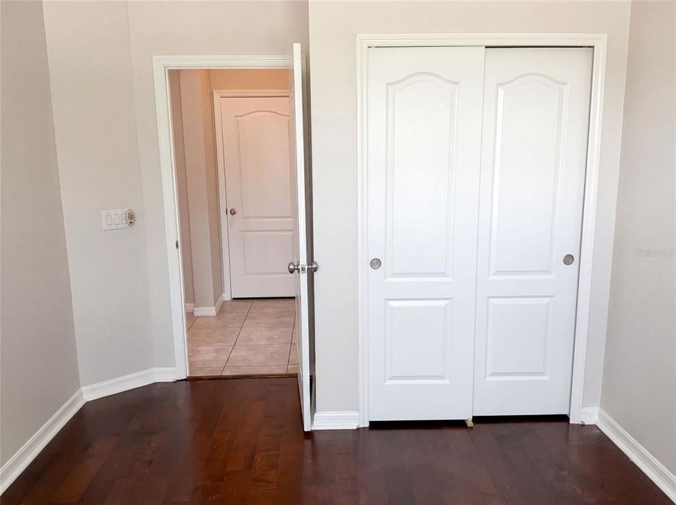 For Sale: $549,000 (3 beds, 2 baths, 1904 Square Feet)