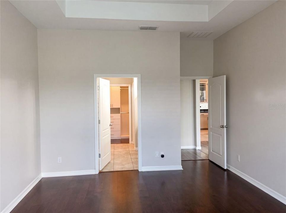 For Sale: $549,000 (3 beds, 2 baths, 1904 Square Feet)