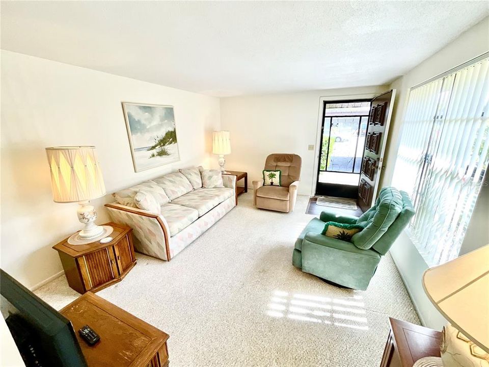 For Rent: $1,500 (1 beds, 1 baths, 495 Square Feet)
