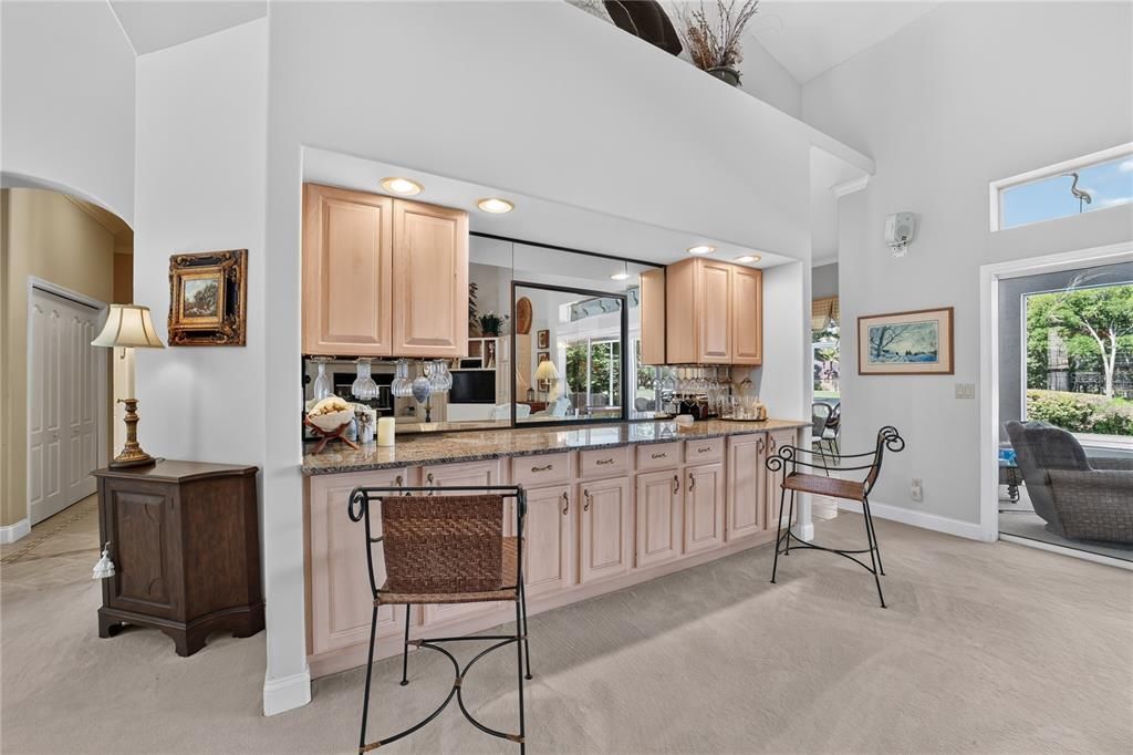 En Venta: $965,000 (3 camas, 3 baños, 3055 Pies cuadrados)