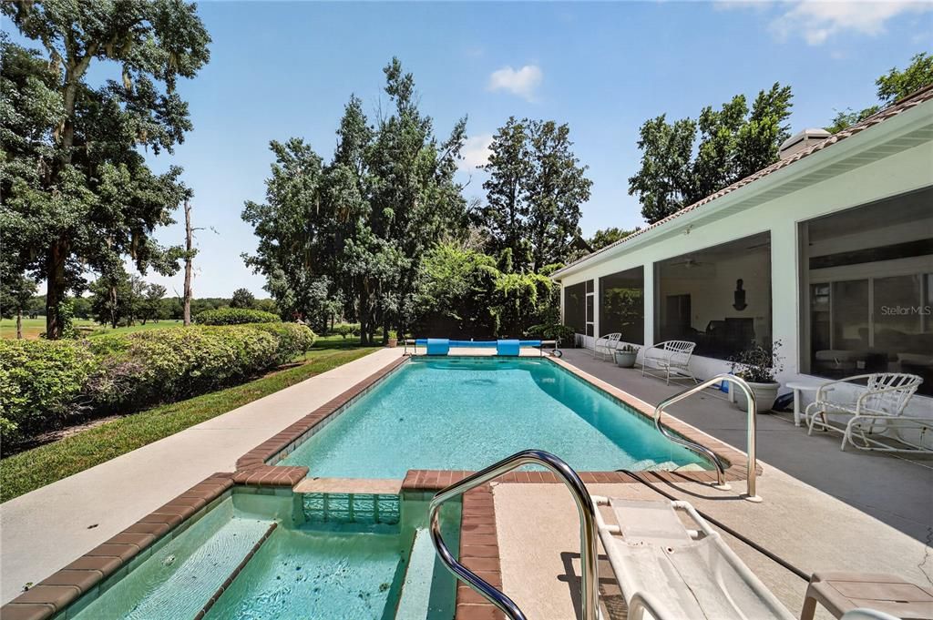 En Venta: $965,000 (3 camas, 3 baños, 3055 Pies cuadrados)