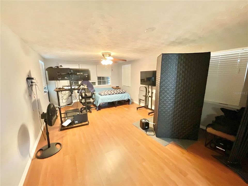 В аренду: $1,595 (2 спален, 2 ванн, 1158 Квадратных фут)
