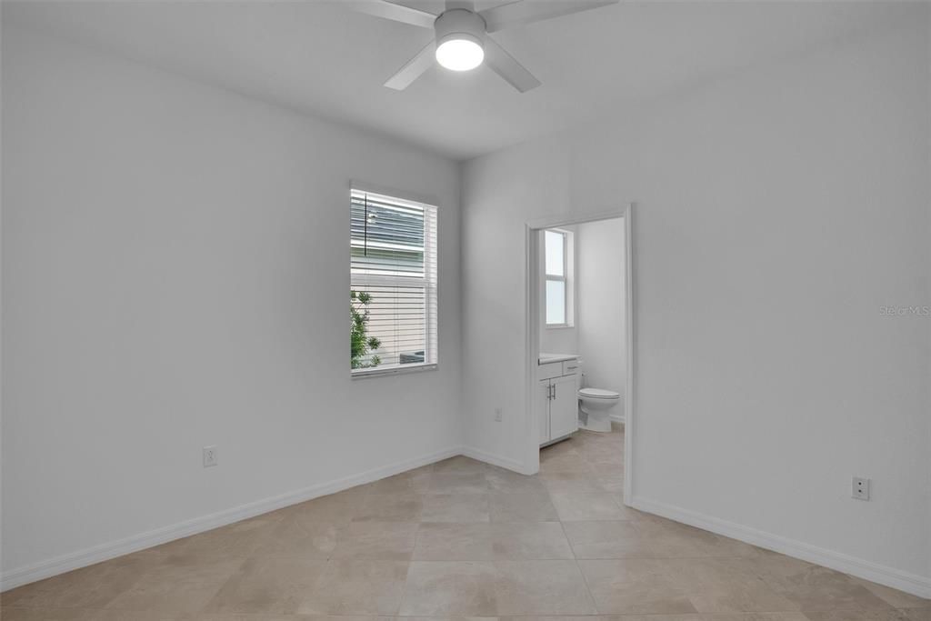 В аренду: $3,850 (3 спален, 3 ванн, 2214 Квадратных фут)