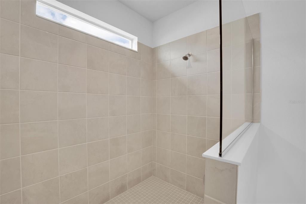 В аренду: $3,850 (3 спален, 3 ванн, 2214 Квадратных фут)