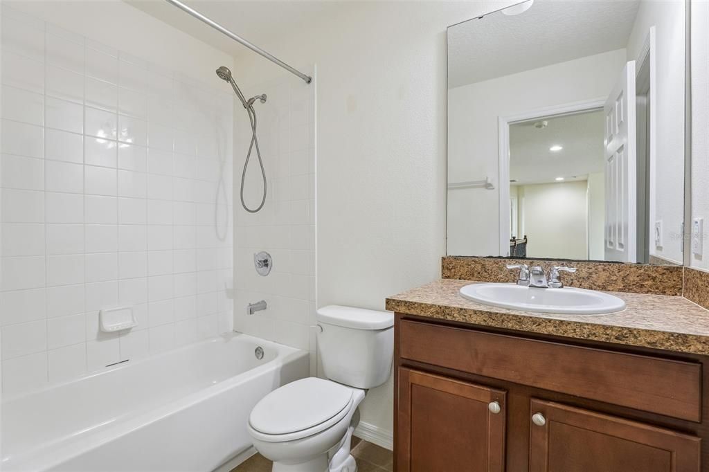 En Renta: $4,490 (5 camas, 4 baños, 3400 Pies cuadrados)