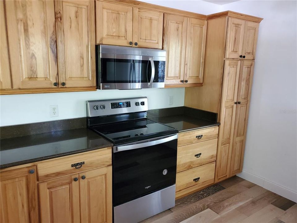 В аренду: $2,750 (3 спален, 2 ванн, 1774 Квадратных фут)