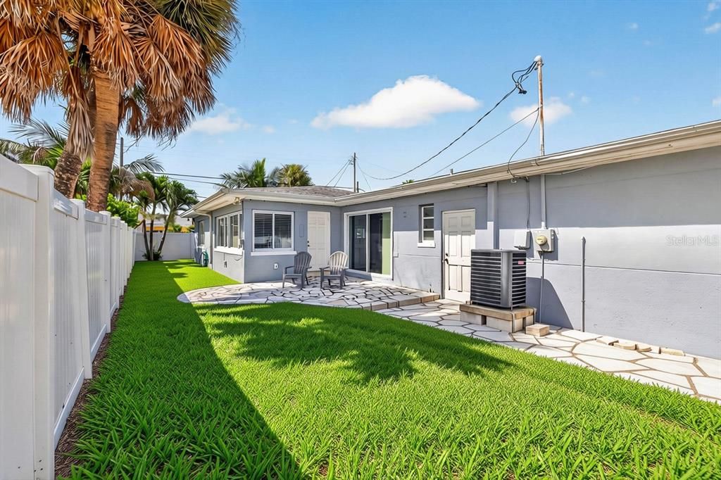 Active With Contract: $535,000 (3 beds, 2 baths, 1501 Square Feet)