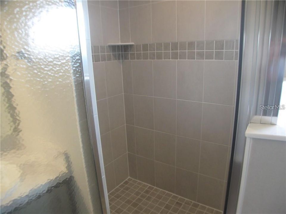 Activo con contrato: $2,000 (4 camas, 2 baños, 1707 Pies cuadrados)