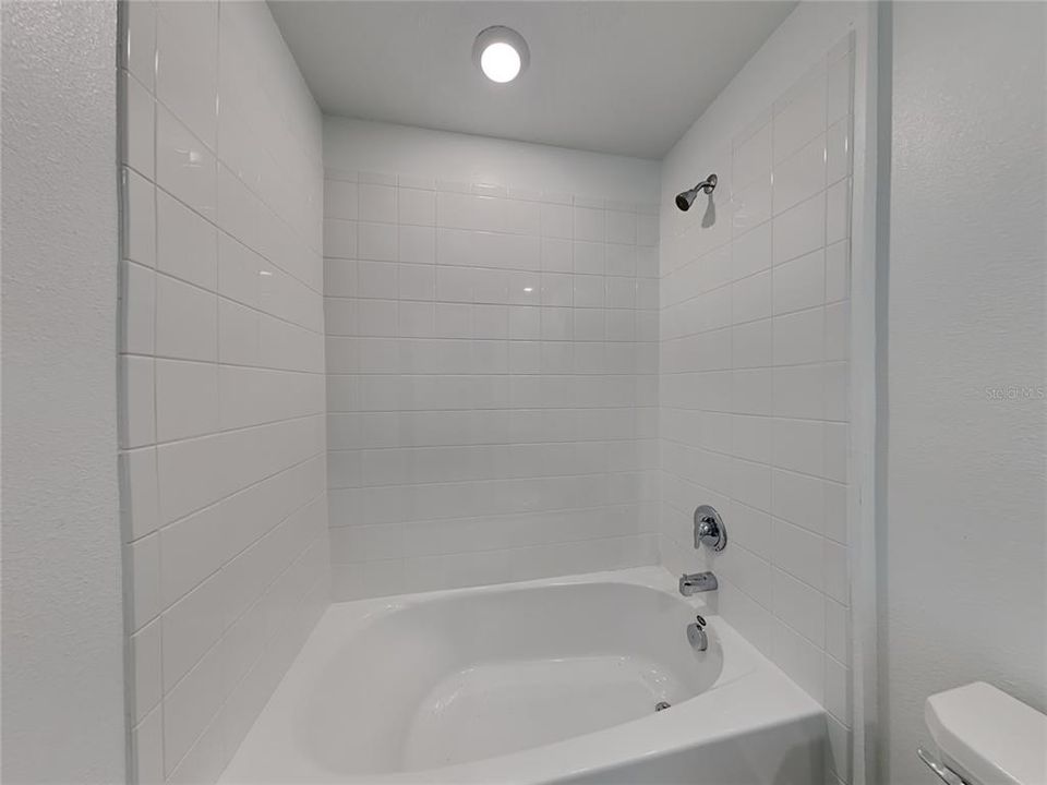 En Renta: $1,850 (3 camas, 2 baños, 1555 Pies cuadrados)