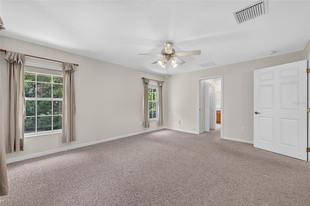На продажу: $289,000 (2 спален, 2 ванн, 1635 Квадратных фут)