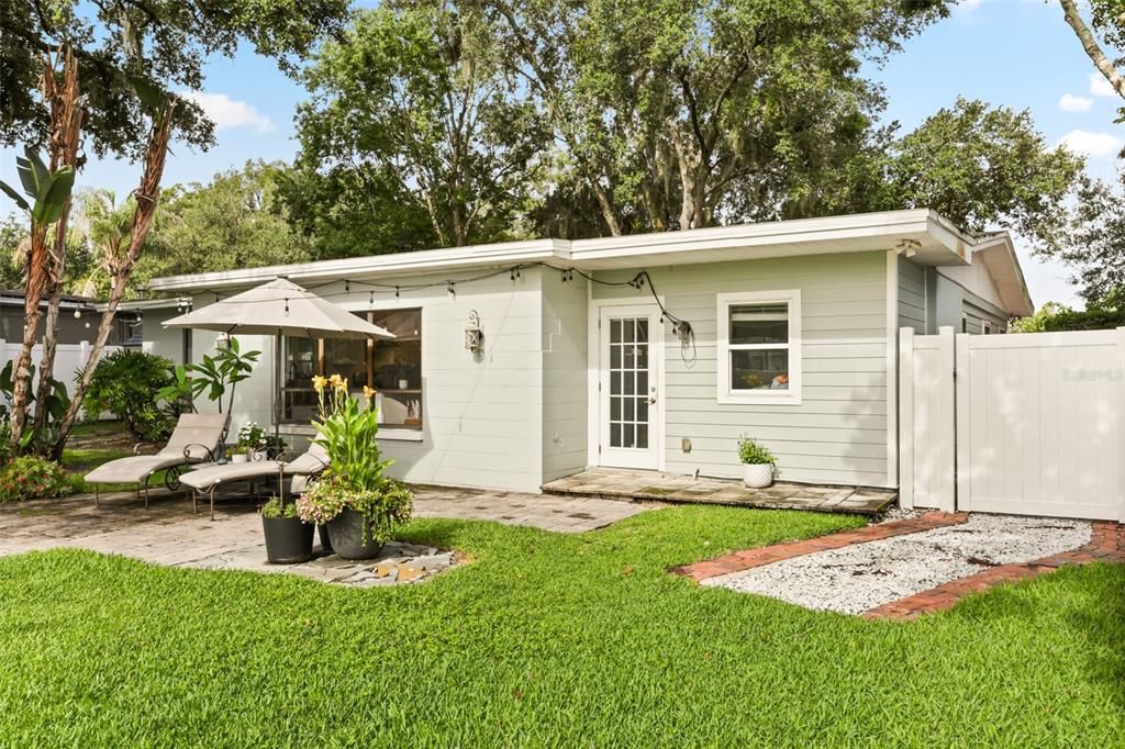 En Venta: $775,000 (4 camas, 2 baños, 1899 Pies cuadrados)