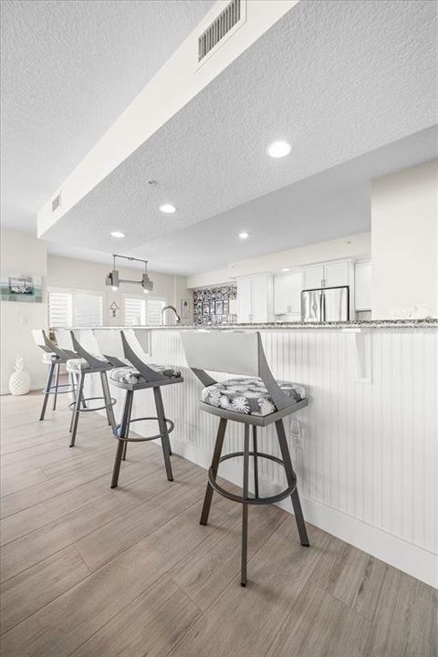 For Rent: $7,000 (3 beds, 3 baths, 2472 Square Feet)