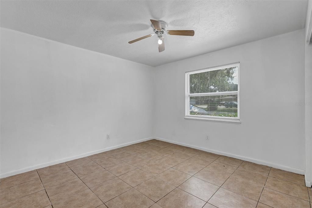 For Rent: $1,225 (2 beds, 1 baths, 785 Square Feet)