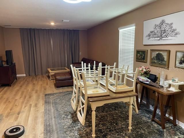 En Renta: $2,500 (4 camas, 3 baños, 2522 Pies cuadrados)