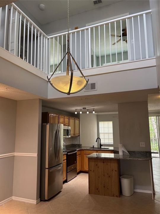 For Rent: $2,500 (3 beds, 2 baths, 1615 Square Feet)