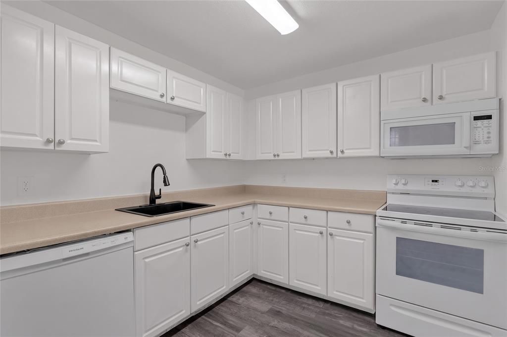 En Venta: $120,000 (2 camas, 2 baños, 1165 Pies cuadrados)