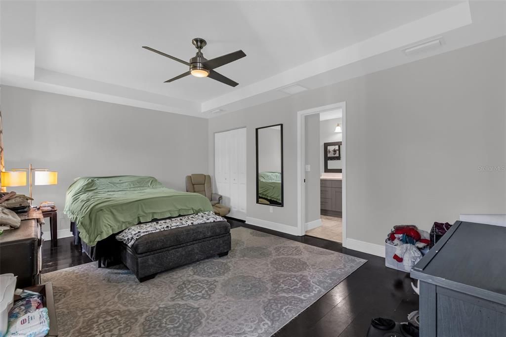 For Sale: $314,900 (3 beds, 2 baths, 1550 Square Feet)