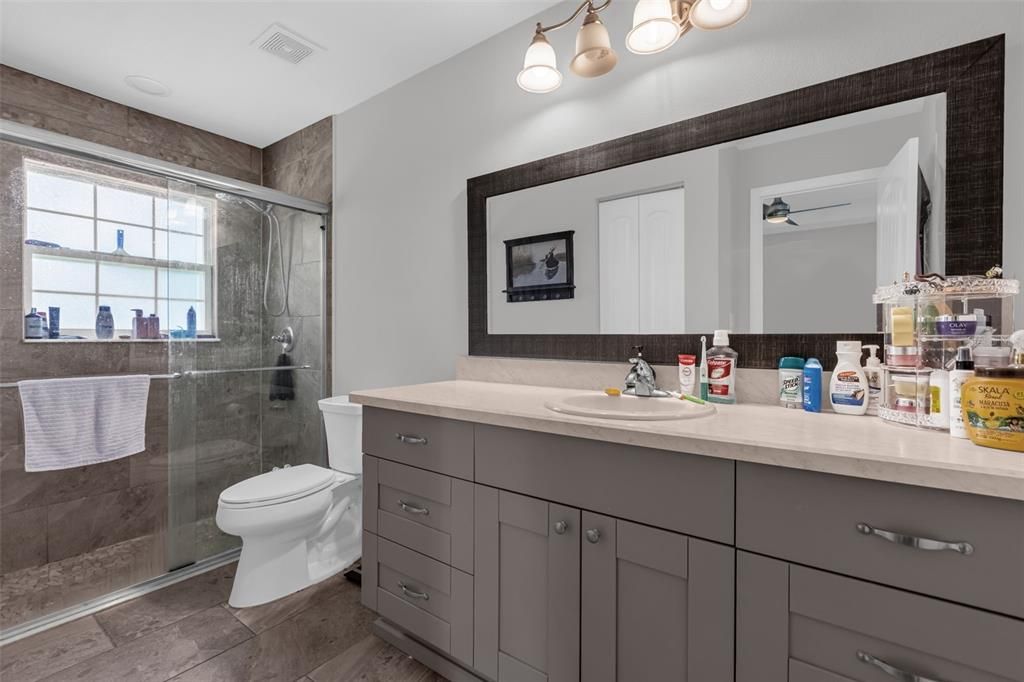 For Sale: $314,900 (3 beds, 2 baths, 1550 Square Feet)
