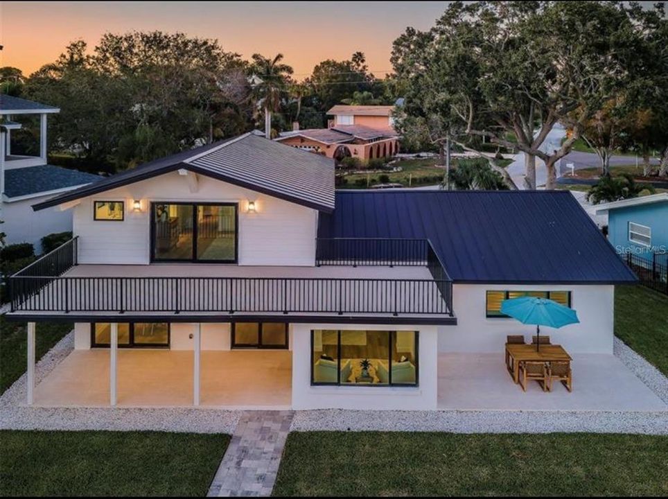 For Sale: $1,459,000 (5 beds, 4 baths, 2545 Square Feet)