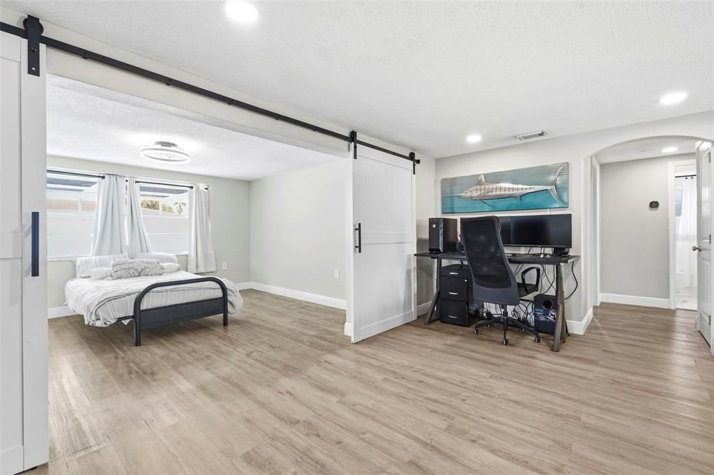 For Sale: $319,000 (3 beds, 2 baths, 1365 Square Feet)