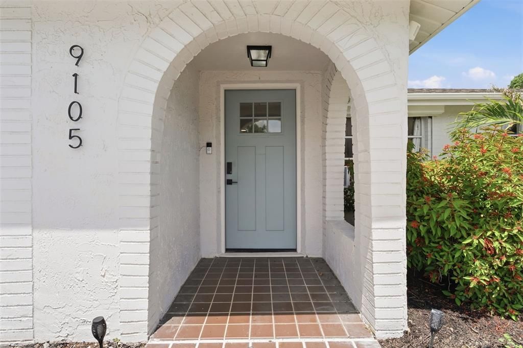 For Sale: $319,000 (3 beds, 2 baths, 1365 Square Feet)