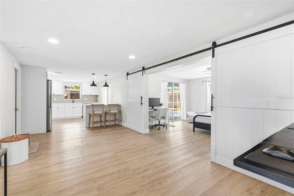 For Sale: $319,000 (3 beds, 2 baths, 1365 Square Feet)