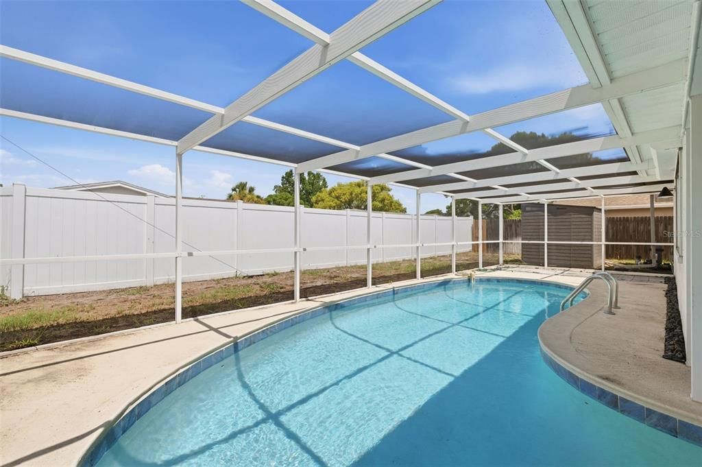For Sale: $319,000 (3 beds, 2 baths, 1365 Square Feet)