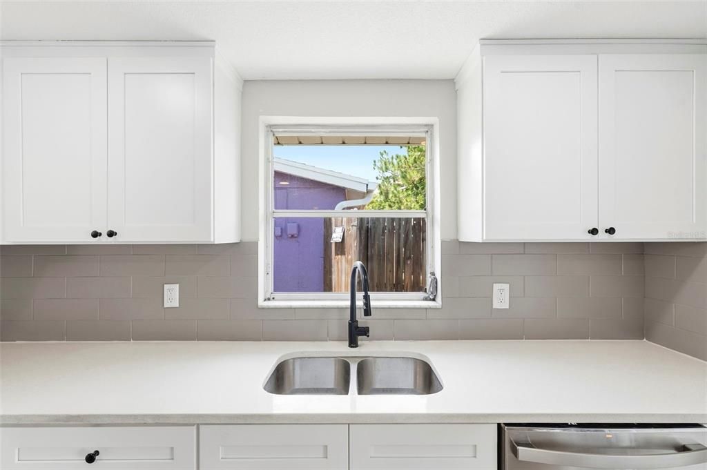 For Sale: $319,000 (3 beds, 2 baths, 1365 Square Feet)