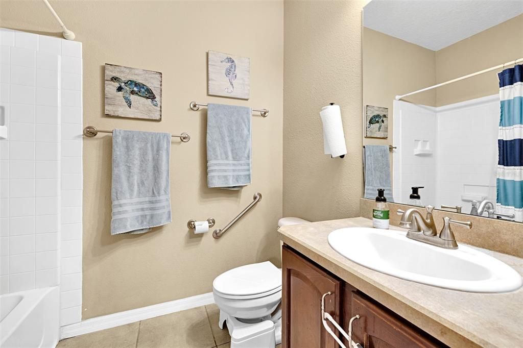 Activo con contrato: $249,990 (3 camas, 2 baños, 1686 Pies cuadrados)