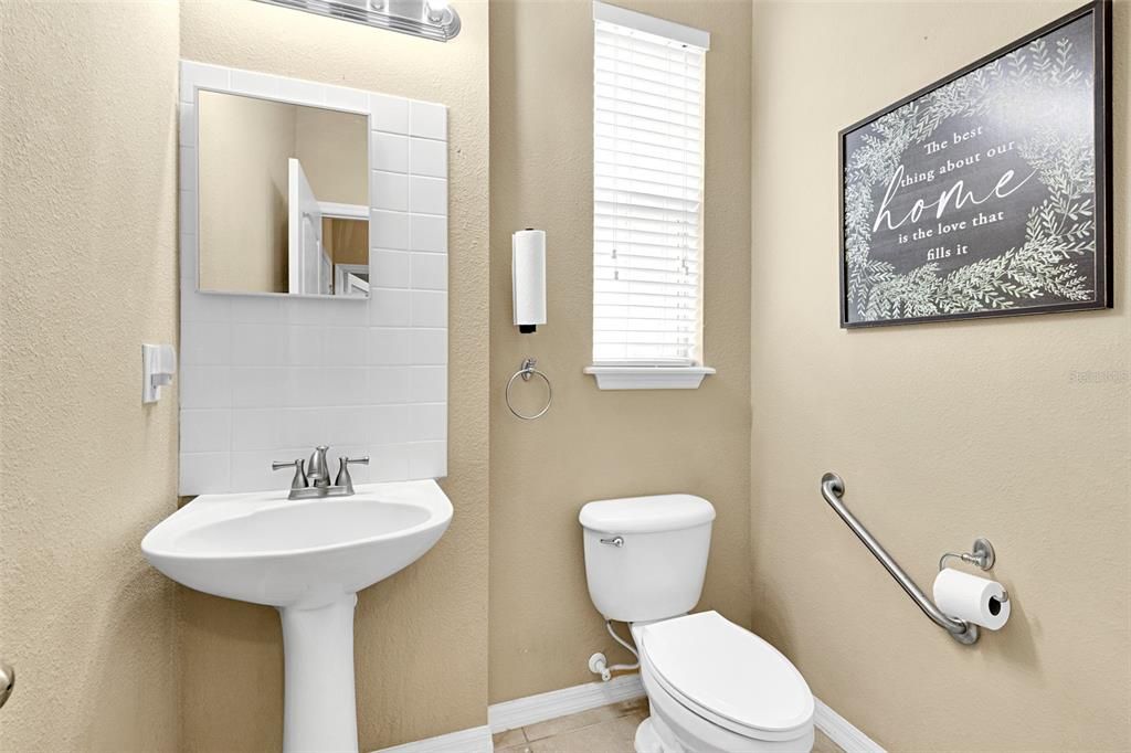 Activo con contrato: $249,990 (3 camas, 2 baños, 1686 Pies cuadrados)
