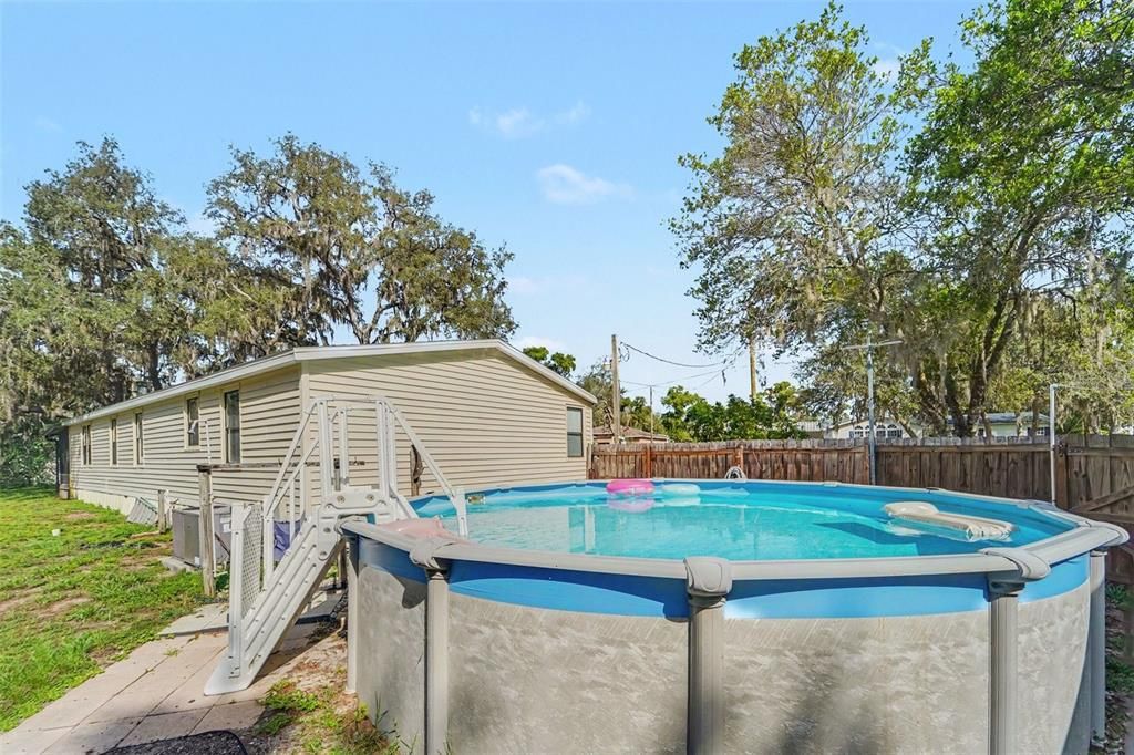 En Venta: $305,000 (3 camas, 2 baños, 1664 Pies cuadrados)