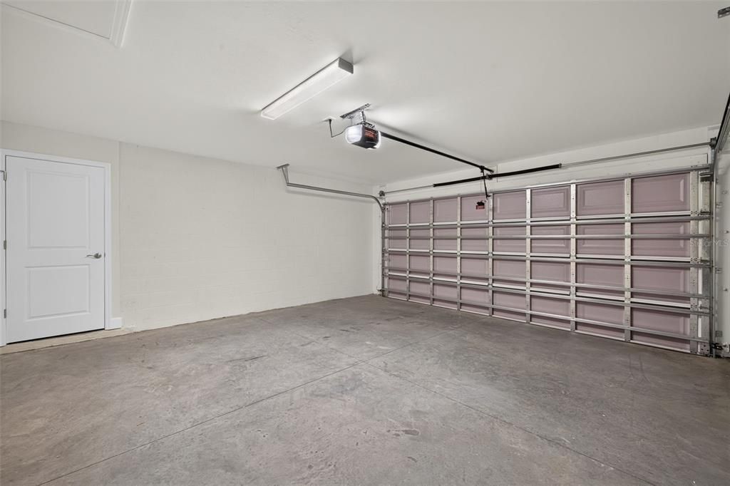 En Venta: $329,900 (3 camas, 3 baños, 1818 Pies cuadrados)