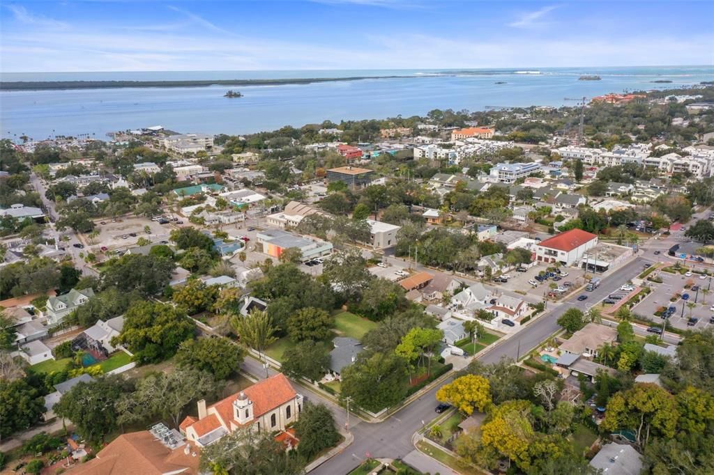 На продажу: $1,950,000 (4 спален, 3 ванн, 2308 Квадратных фут)