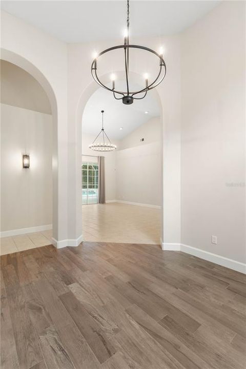 Active With Contract: $899,000 (3 beds, 3 baths, 2986 Square Feet)