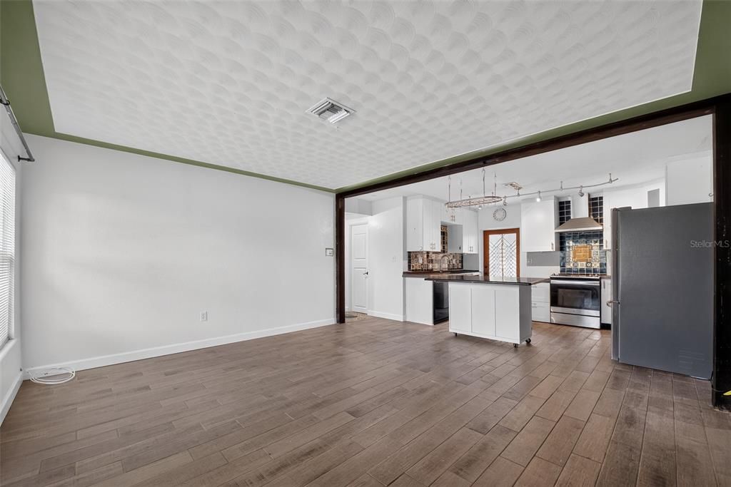 В аренду: $2,995 (3 спален, 2 ванн, 1352 Квадратных фут)
