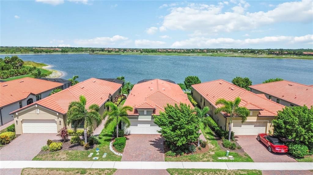 На продажу: $675,000 (2 спален, 2 ванн, 1907 Квадратных фут)