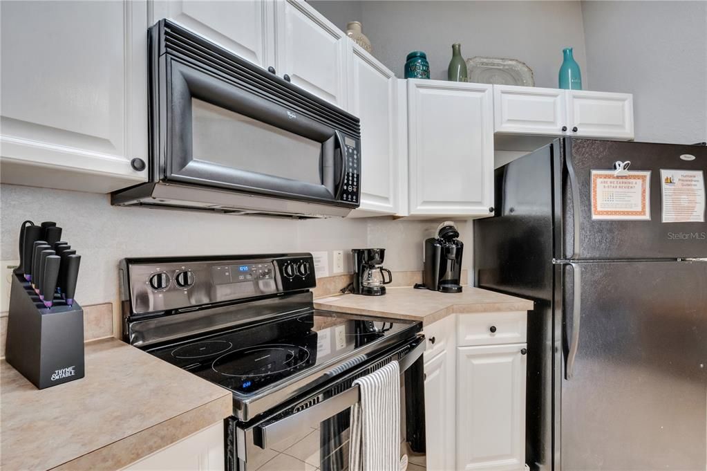 En Venta: $255,000 (4 camas, 2 baños, 1688 Pies cuadrados)