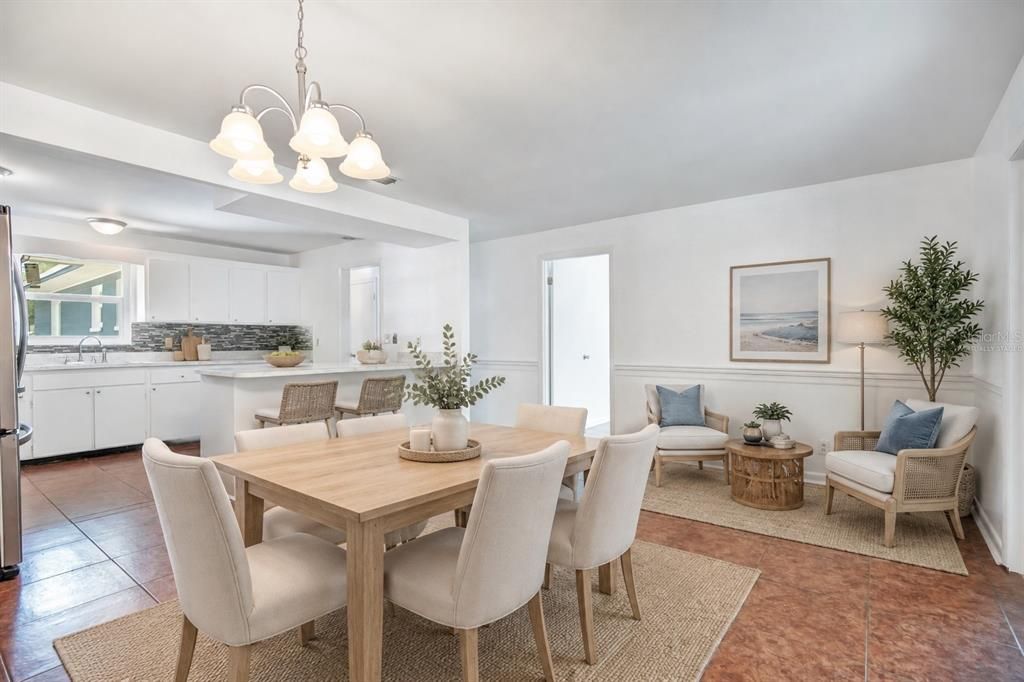 На продажу: $365,000 (4 спален, 2 ванн, 1768 Квадратных фут)