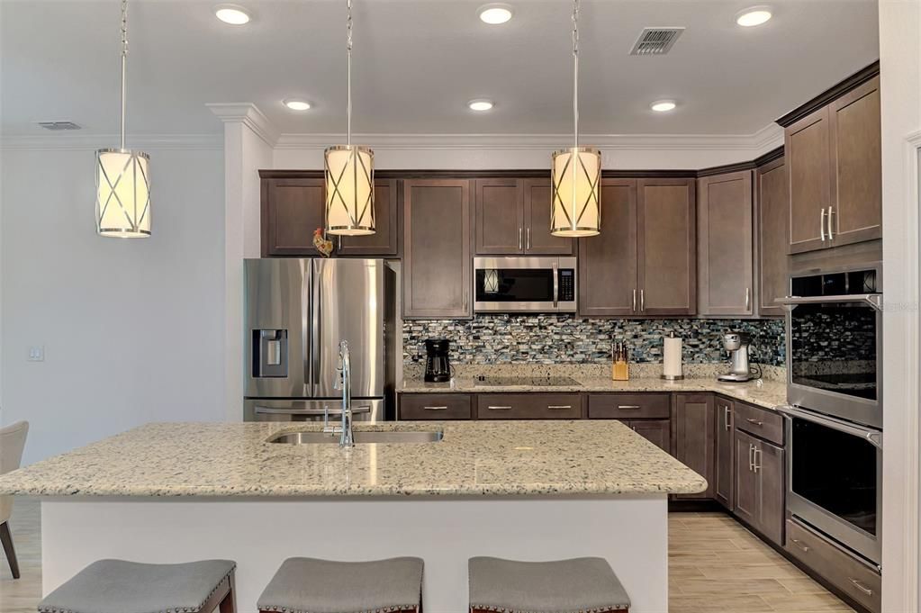 For Sale: $699,900 (4 beds, 3 baths, 2431 Square Feet)