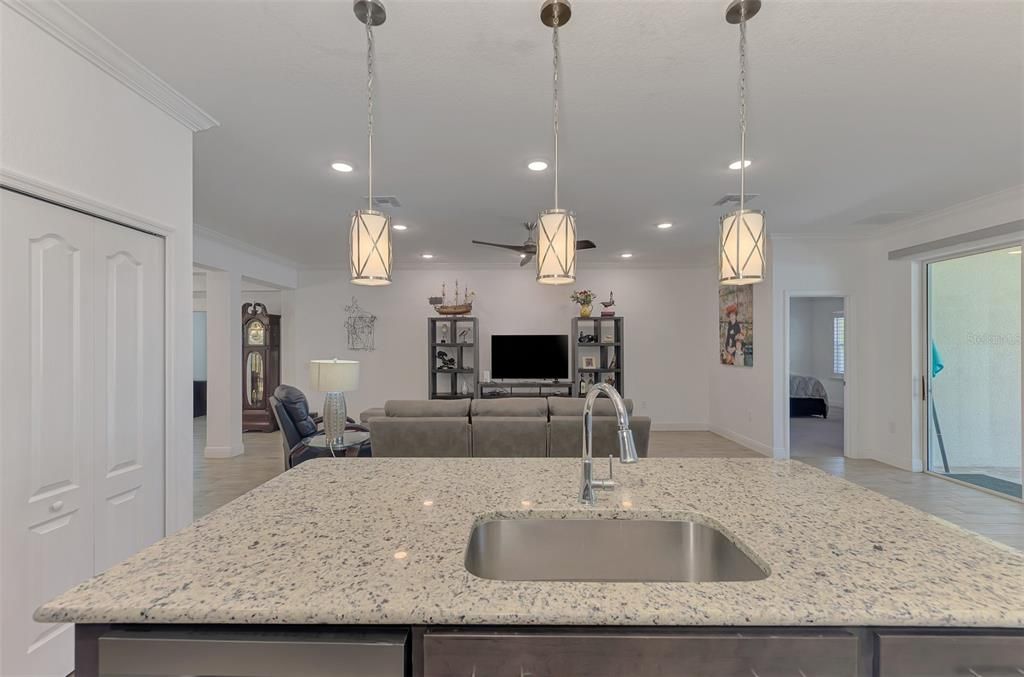 For Sale: $699,900 (4 beds, 3 baths, 2431 Square Feet)