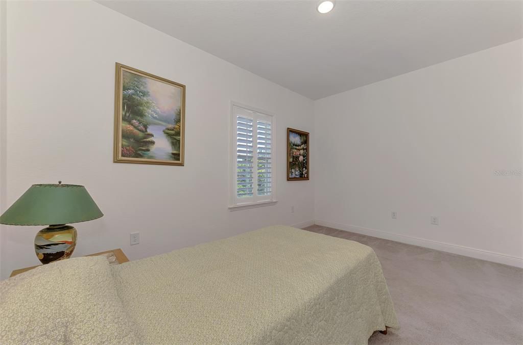 For Sale: $699,900 (4 beds, 3 baths, 2431 Square Feet)